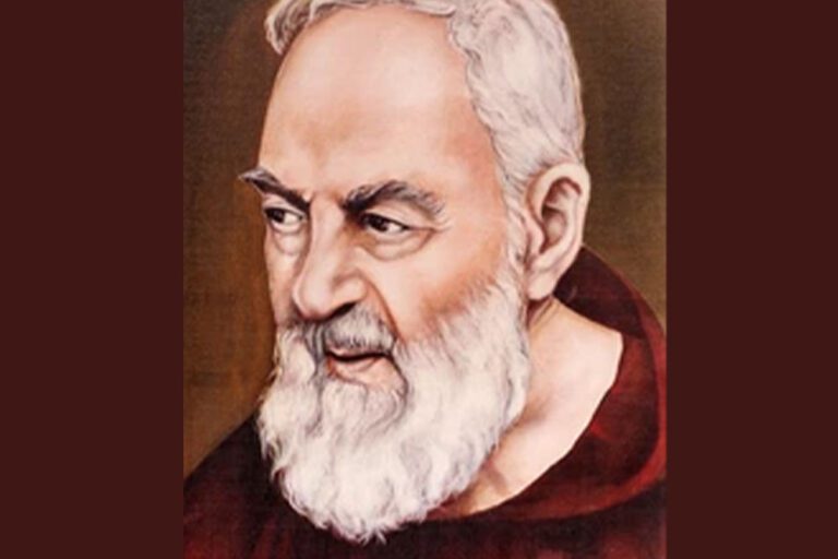 Read more about the article Padre Pio’s Humility and Selflessness: Embracing the Virtues of a Saint